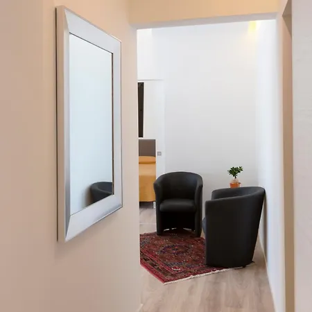 康体家园公寓 *