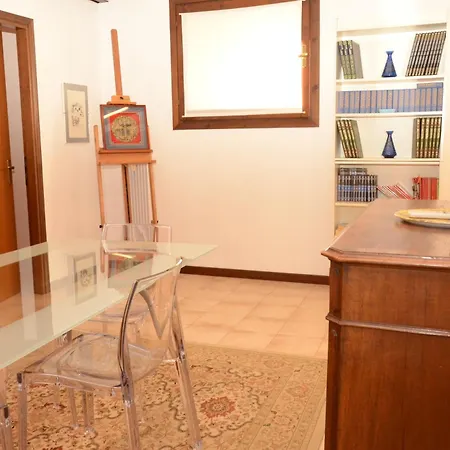 康体家园公寓 维琴察